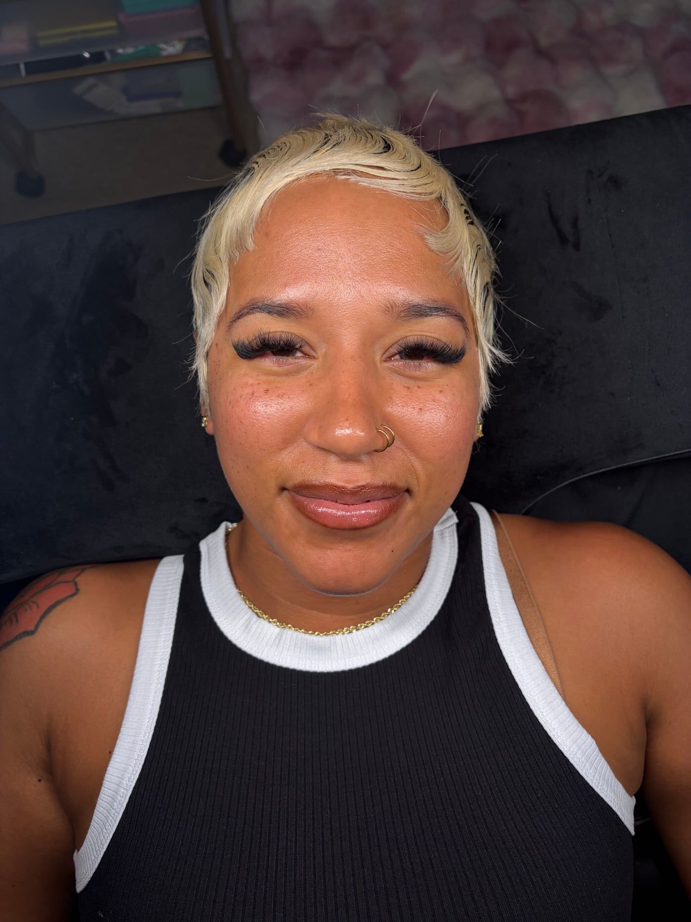 After: natural lashes, then a full, fluffy volume set